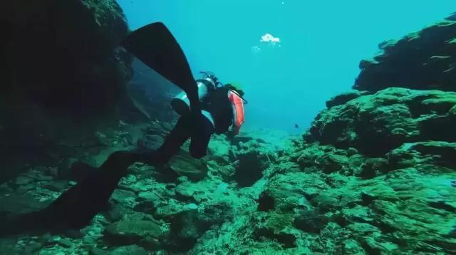 逃离空旷大街8